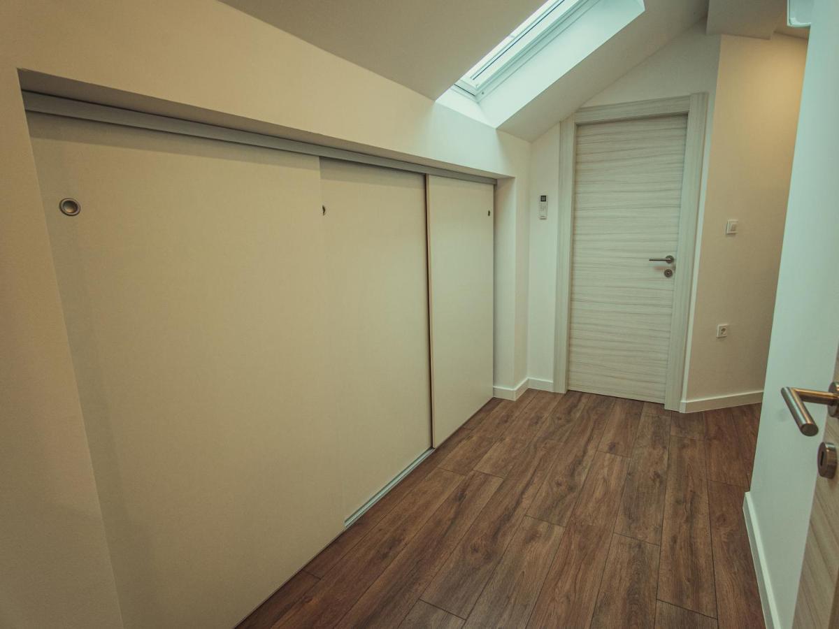 Apartmani Infinity โอซีเยก ภายนอก รูปภาพ